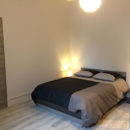 Studio Proche Gare Avec Kitchenette Et Wifi - Porte Rouge Thiviers ภายนอก รูปภาพ